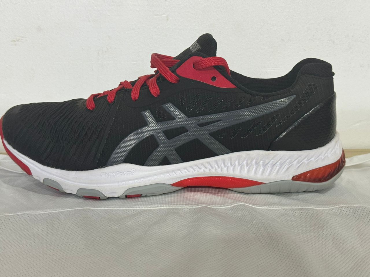 Asics  TwistRuss