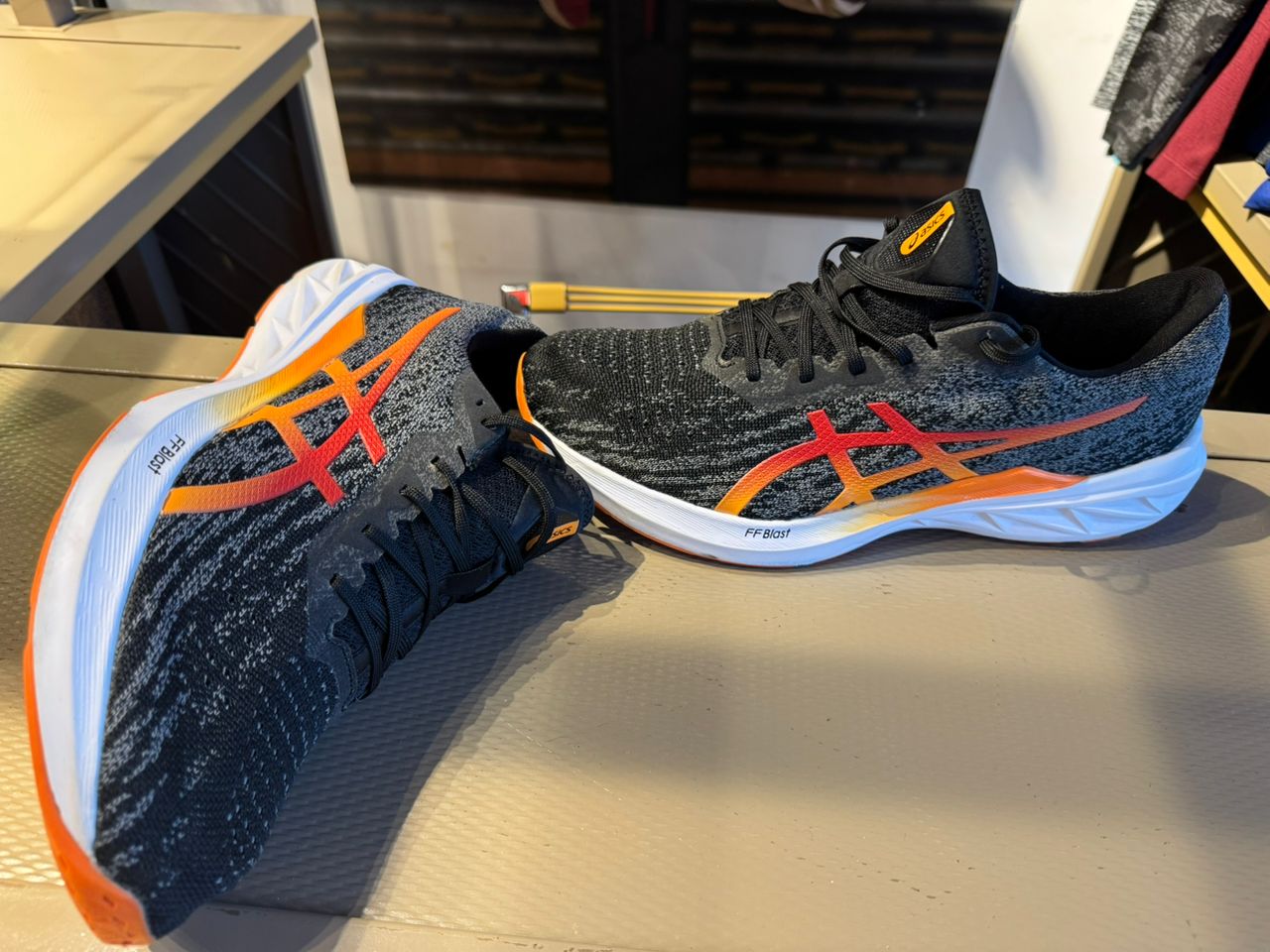 Asics Dyna Blast2