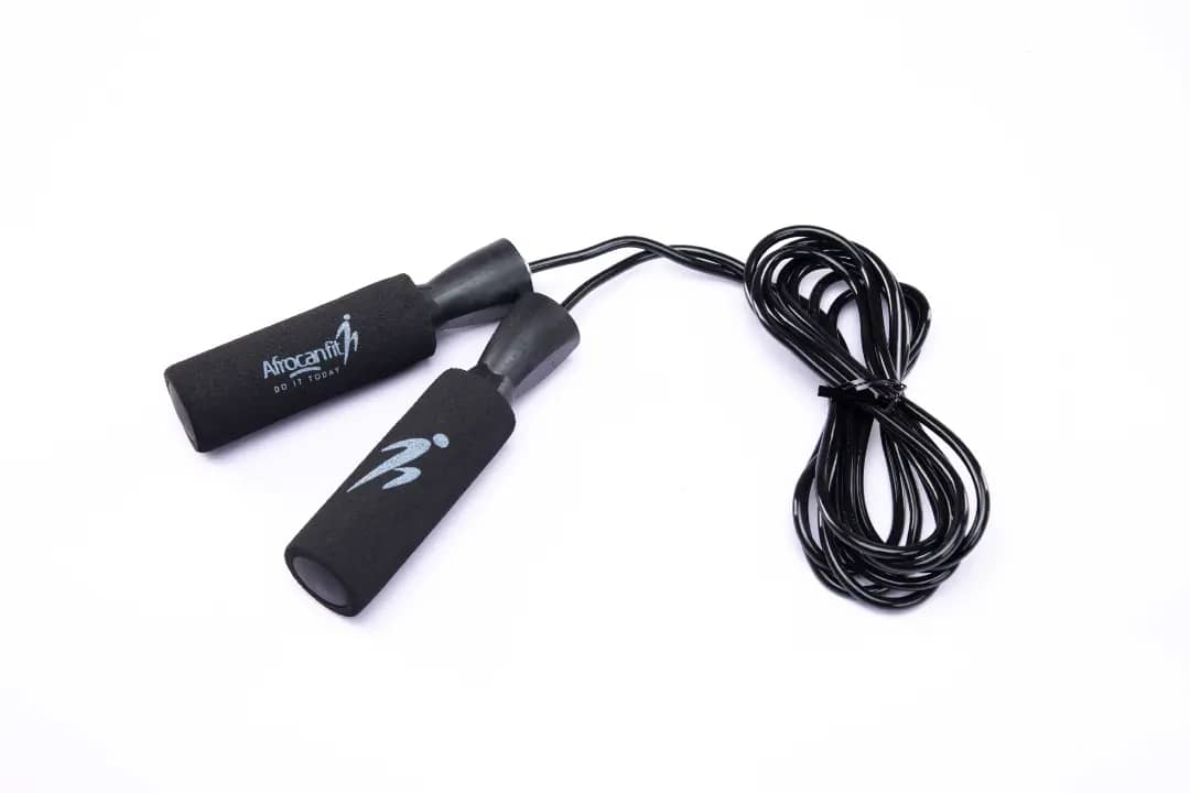 Adjustable skipping ropes